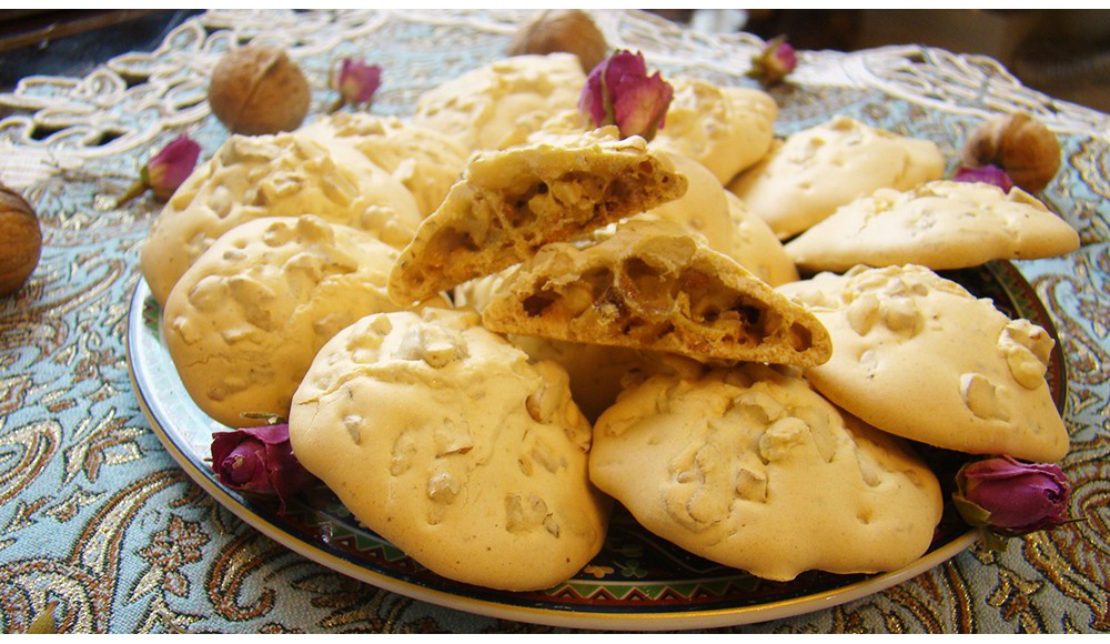 آموزش شیرینی پفکی گردویی